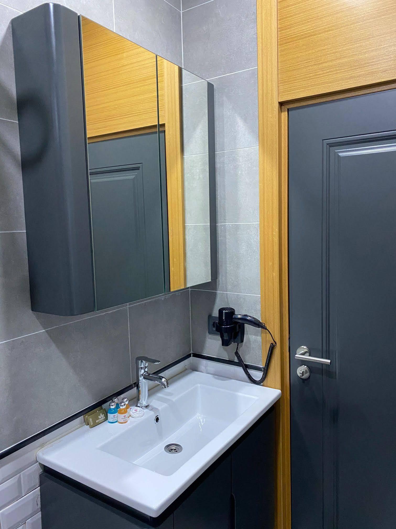 Confores Hotel Provincia di Provincia di Istanbul Esterno foto