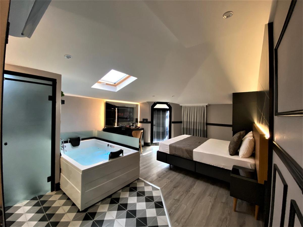 Confores Hotel Provincia di Provincia di Istanbul Esterno foto